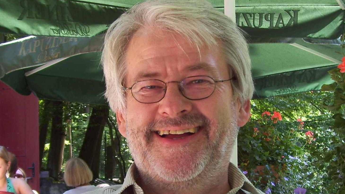 Helmut Pape Helmut Pape